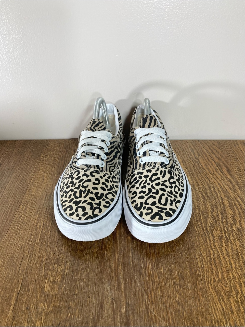 Vans Era Safari Multi Sneaker Women’s Size 10 Zebra/Leopard - Picture 3 of 9